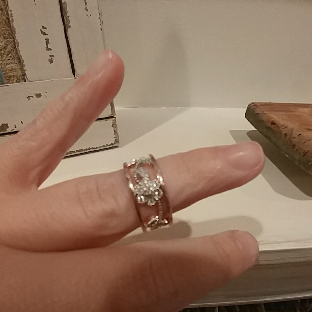 Cocktail Ring Floral Band